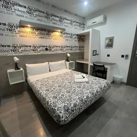 Hostal Abril Madrid Exterior photo